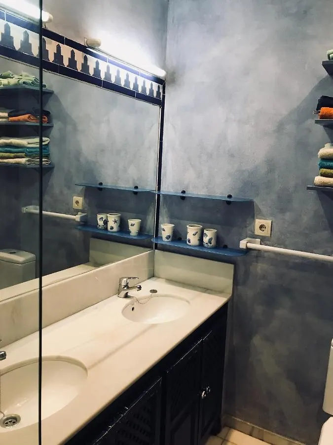 Lovely Studio In Marbella Close To Puente Romano Διαμέρισμα