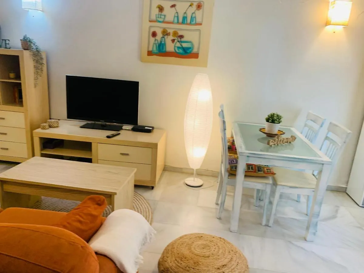 Lovely Studio In Marbella Close To Puente Romano Διαμέρισμα 0*,