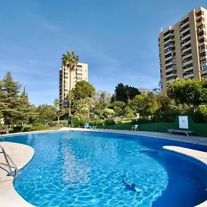 Apartamento Torres De Aloha 2 Bdr Puerto Banus, Marbella