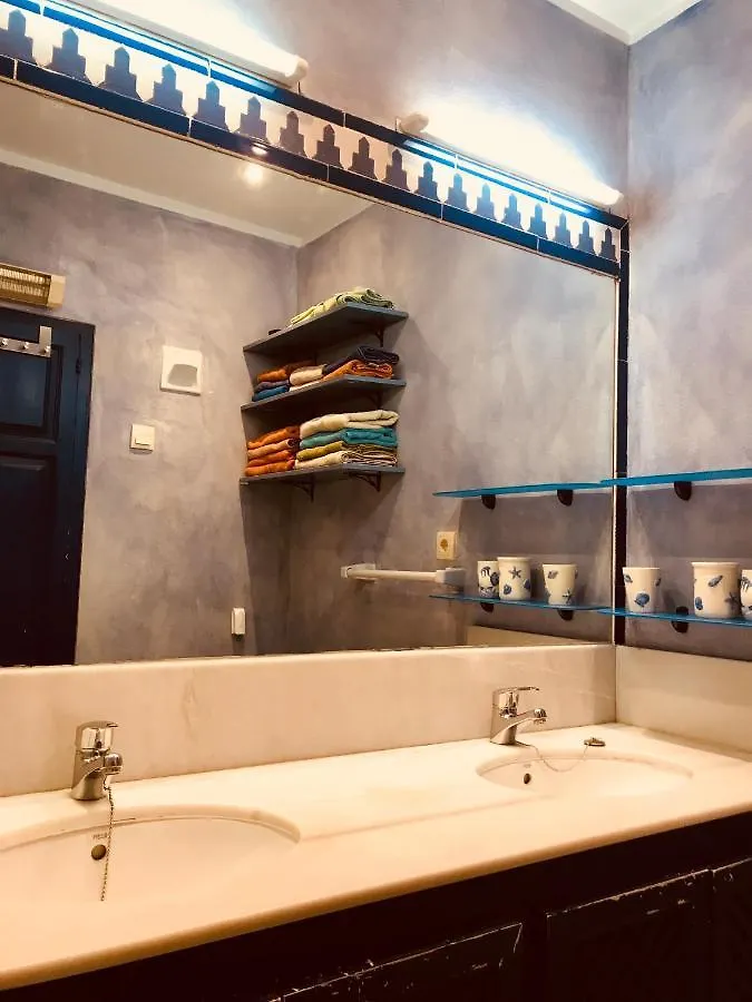 Apartment Lovely Studio In Marbella Close To Puente Romano Spain
