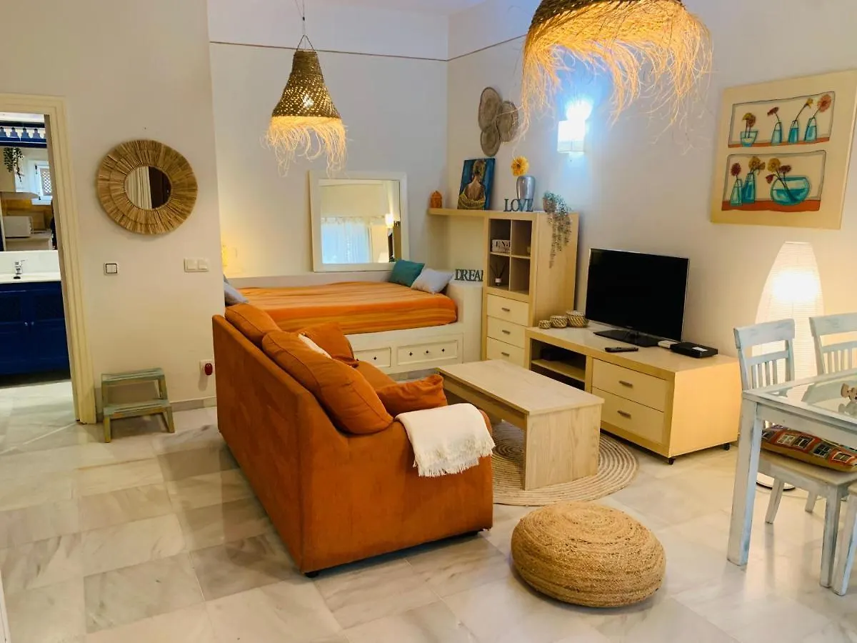 Lovely Studio In Marbella Close To Puente Romano Apartment