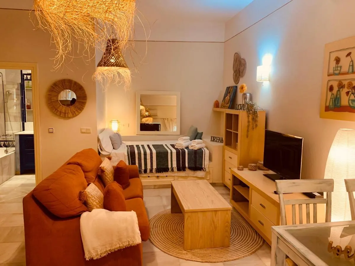 Lovely Studio In Marbella Close To Puente Romano Apartment