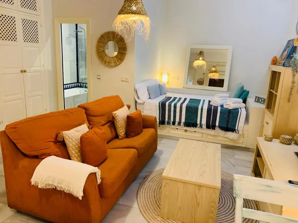 Apartment Lovely Studio In Marbella Close To Puente Romano Spain