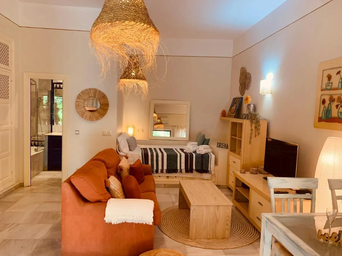Apartment Lovely Studio In Marbella Close To Puente Romano Spain