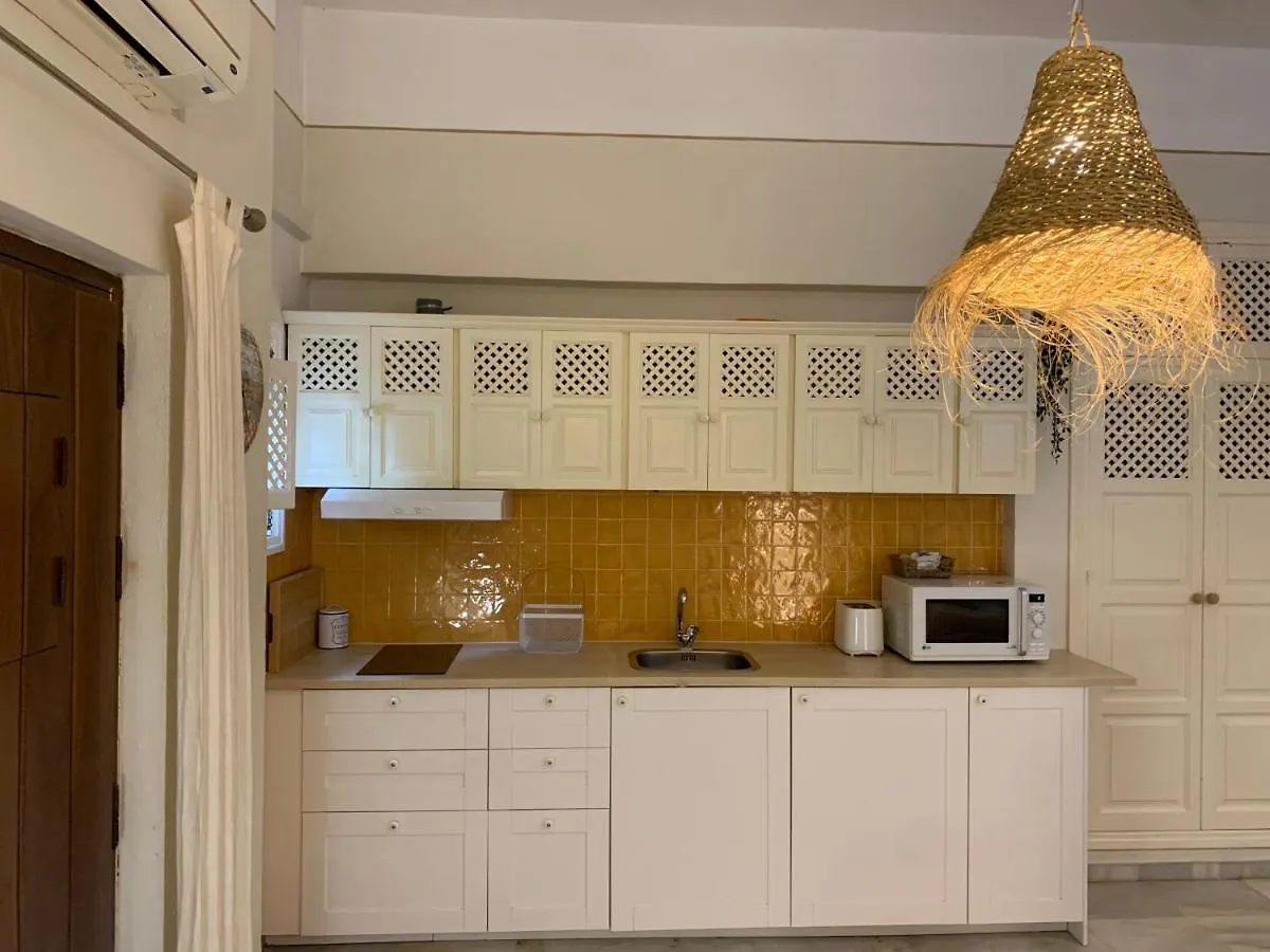 Apartment Lovely Studio In Marbella Close To Puente Romano Spain