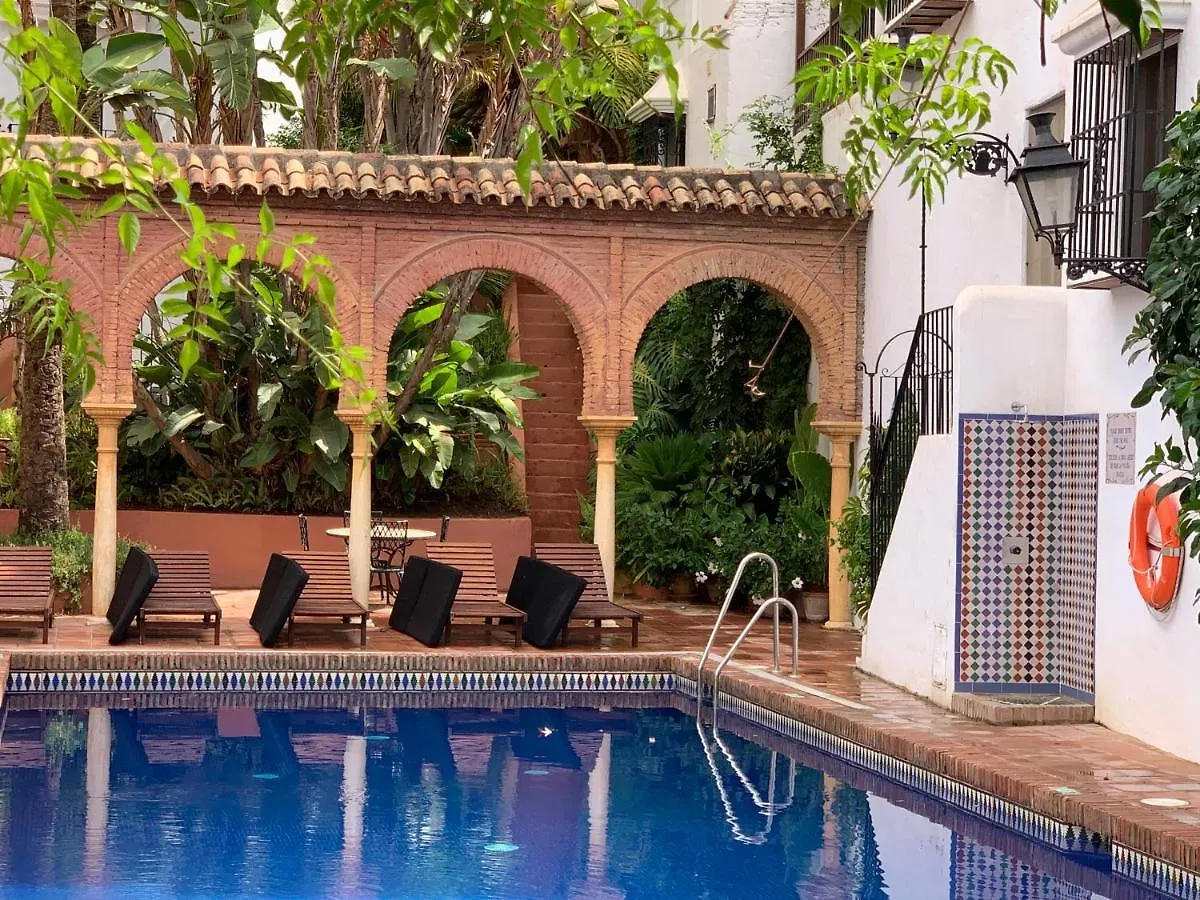 Apartment Lovely Studio In Marbella Close To Puente Romano Spain
