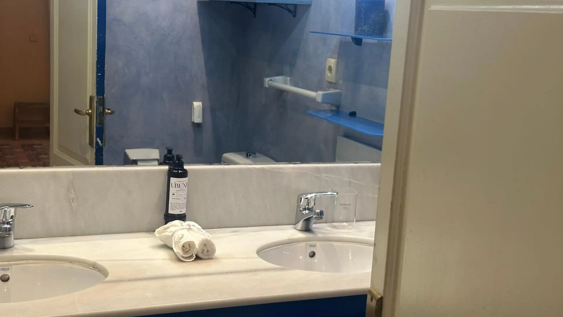 Apartment Lovely Studio In Marbella Close To Puente Romano Spain