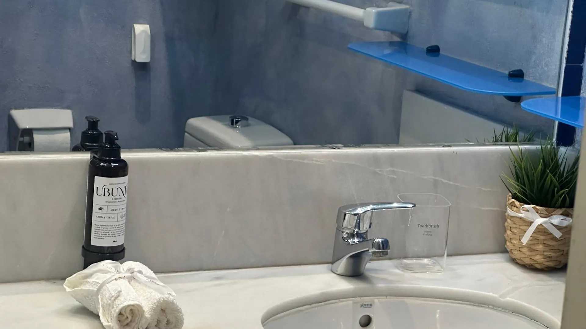 Lovely Studio In Marbella Close To Puente Romano Appartement 0*,  Spanje